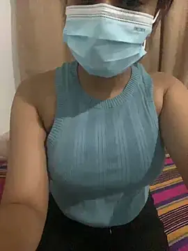 Saraaalive online show from March 12, 5:17 pm