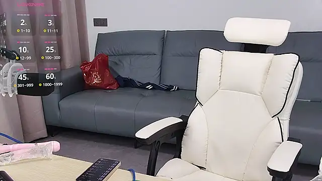 Snapshot of XX-CYY chatting on February 26, 2:06 pm XX-CYY online show from February 26, 2:06 pm