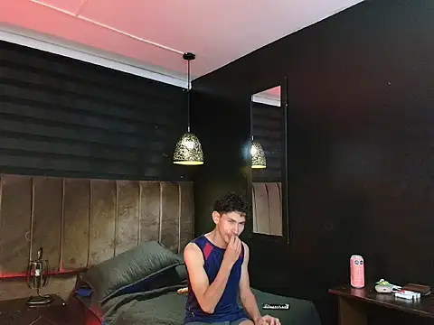 skinny jean  online show from March 19, 9:15 pm