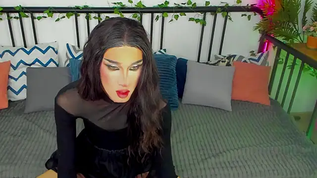 Snapshot of MadisonEsprit chatting on March 1, 10:15 am MadisonEsprit online show from March 1, 10:15 am