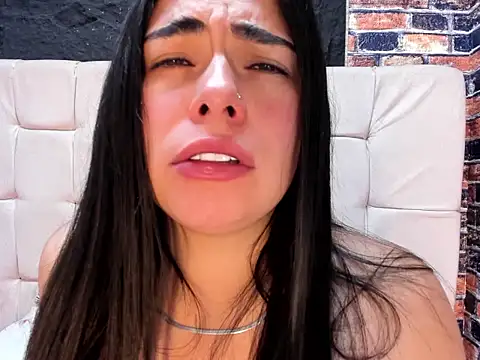 miss sexxy online show from April 12, 5:00 am