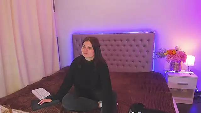 AmandaHoppe online show from May 3, 5:01 am