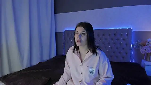 AmandaHoppe online show from March 15, 6:09 am