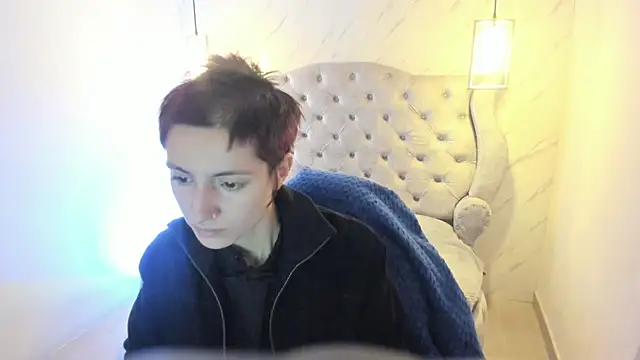 Snapshot of Fieramadame chatting on February 27, 11:54 am Fieramadame online show from February 27, 11:54 am