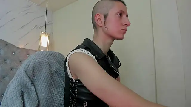 Fieramadame online show from April 15, 11:59 am