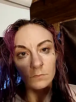 issyamazin online show from March 9, 1:42 am