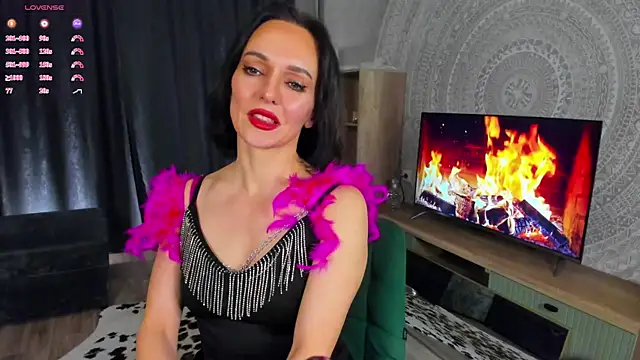 Shanita moon online show from April 23, 7:04 pm