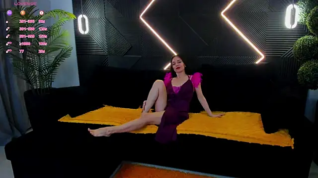 Shanita moon online show from June 9, 3:02 pm