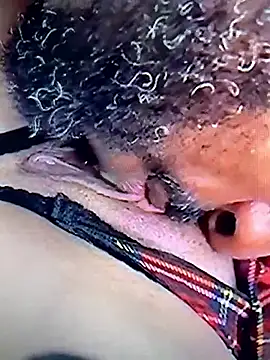 safadinhaputinha69 online show from February 23, 1:23 pm