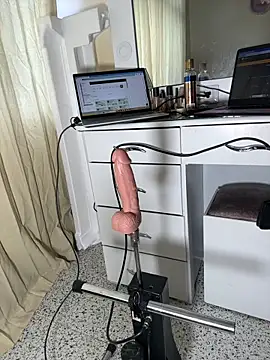 Snapshot of Azul__poppi_ chatting on February 17, 6:27 pm Azul poppi online show from February 17, 6:27 pm