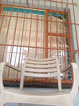 Snapshot of SexySlender_05 chatting on March 2, 11:50 am SexySlender 05 online show from March 2, 11:50 am