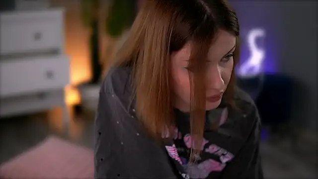 CrystalMo0n online show from March 28, 12:28 pm