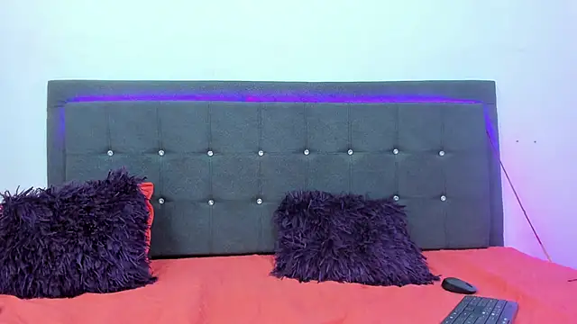 Snapshot of Ale_cuzz chatting on February 20, 2:08 pm Ale cuzz online show from February 20, 2:08 pm