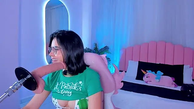 Rose jener06 online show from June 18, 10:59 pm