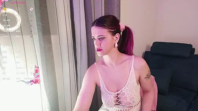 Snapshot of Alessia-Bloom chatting on May 30, 7:52 pm Alessia-Bloom online show from May 30, 7:52 pm