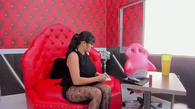 Lawuaifu11 online show from February 26, 7:47 pm