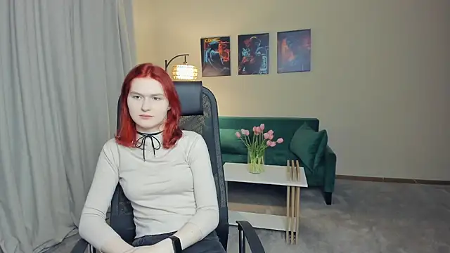 LinaMalech online show from February 14, 2:17 pm