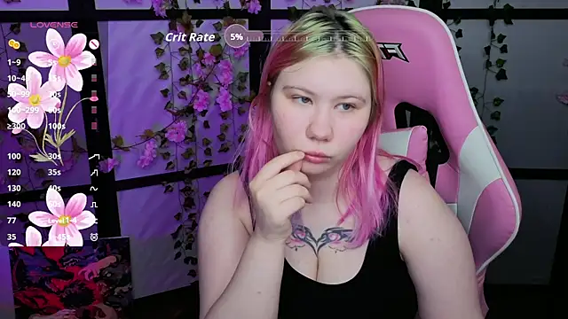 kitsune little online show from April 13, 8:57 pm