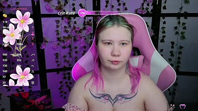 kitsune little online show from April 4, 10:38 pm