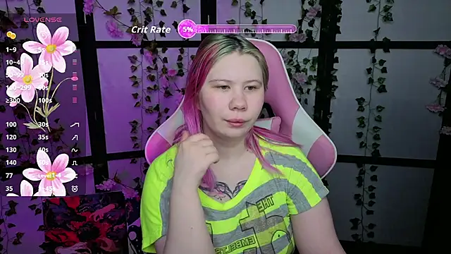 kitsune little online show from April 8, 11:06 pm