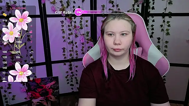 kitsune little online show from April 12, 7:22 am