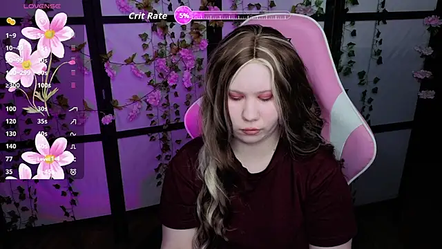 kitsune little online show from April 24, 8:33 pm