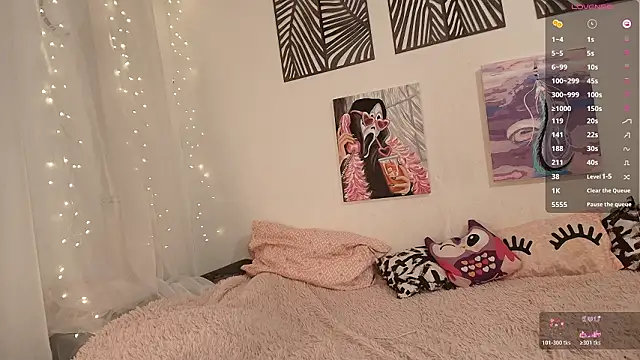 Snapshot of Kaelyndra chatting on February 27, 3:51 am Kaelyndra online show from February 27, 3:51 am