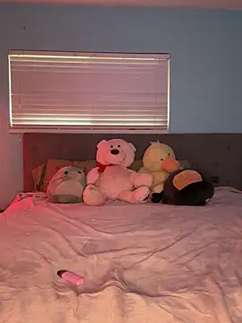 daniella monroe online show from March 10, 8:24 pm