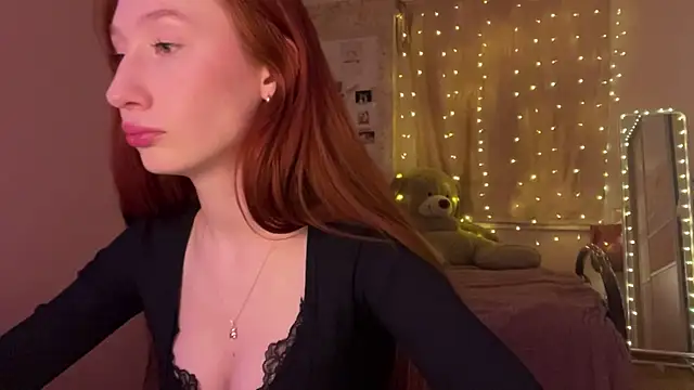 stella foxi online show from February 28, 4:17 pm