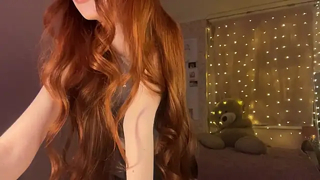 stella foxi online show from February 19, 4:26 pm