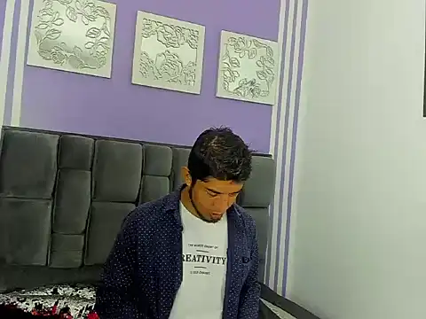 MAGGYE MAX online show from March 9, 1:25 pm