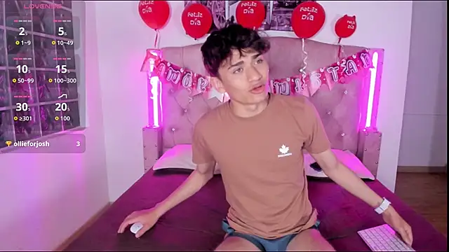 Snapshot of Noir_Sebas chatting on February 20, 3:58 am Noir Sebas online show from February 20, 3:58 am