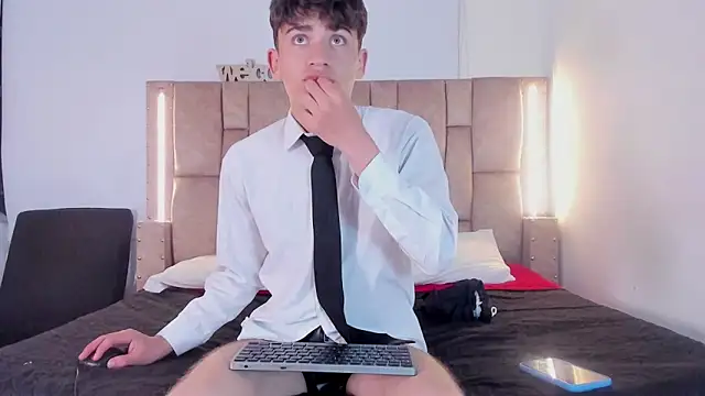 Noir Sebas online show from March 27, 3:59 am