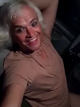 dustbunny64 online show from March 27, 2:53 am