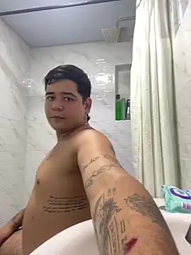 winy hot online show from May 4, 10:56 pm