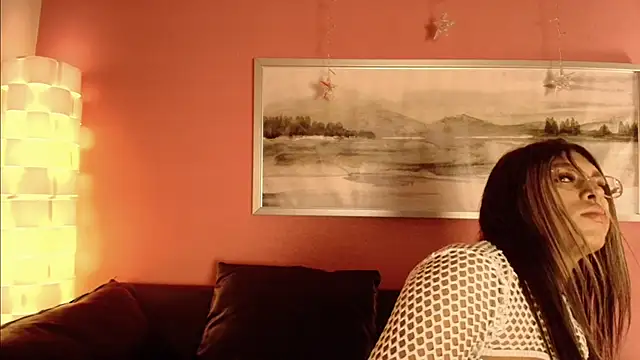 Meganlevine online show from February 18, 7:10 pm