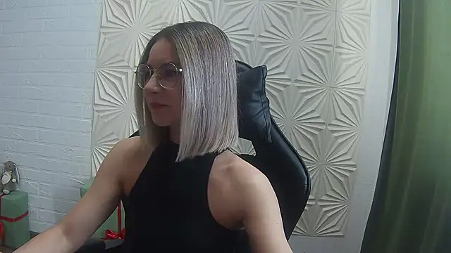 IceMayes online show from February 22, 8:17 am