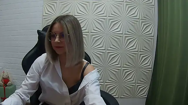 IceMayes online show from February 26, 12:27 pm