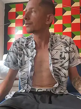 Snapshot of David_Great_Cock chatting on February 25, 8:41 pm David Great Cock online show from February 25, 8:41 pm