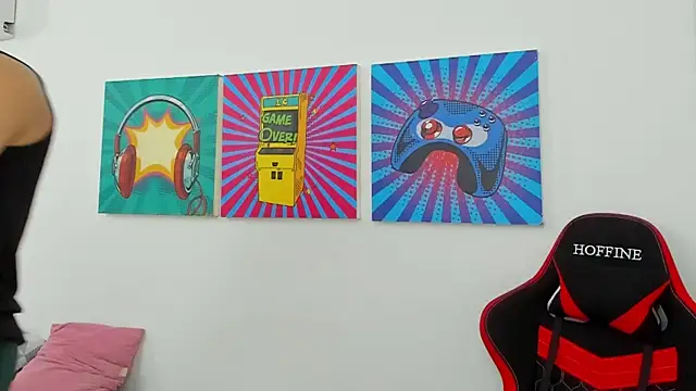 Thomas walker14 online show from April 7, 1:13 pm