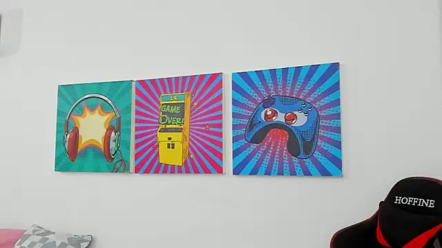 Thomas walker14 online show from April 15, 1:15 pm