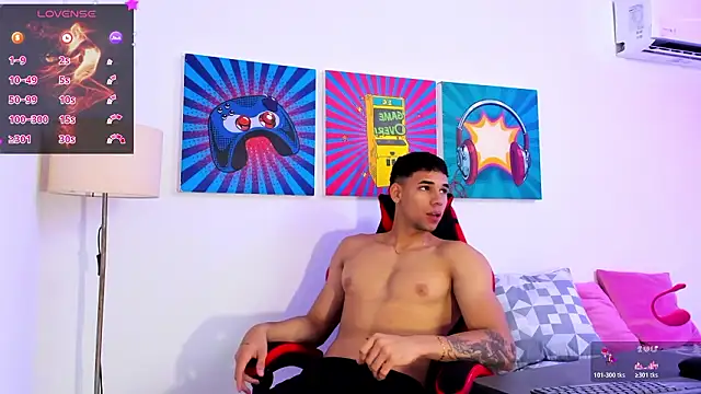 Thomas walker14 online show from February 26, 12:38 pm