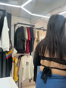 Miss Bella Flame online show from April 24, 6:54 pm