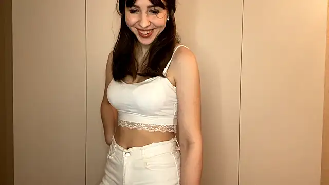 Snapshot of LudieWestre chatting on February 22, 5:03 pm LudieWestre online show from February 22, 5:03 pm