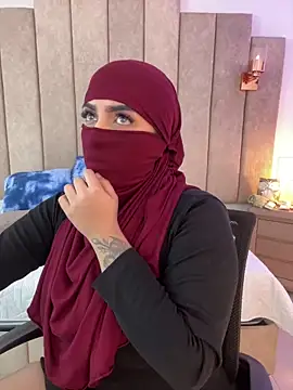 rashaaa  online show from February 18, 7:10 pm