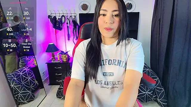 Liu wen  online show from March 31, 12:18 pm