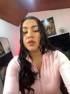 Snapshot of Liu_wen_ chatting on July 6, 8:11 pm Liu wen online show from July 6, 8:11 pm