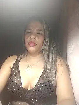 Snapshot of Regina_23 chatting on February 28, 3:06 am Regina 23 online show from February 28, 3:06 am