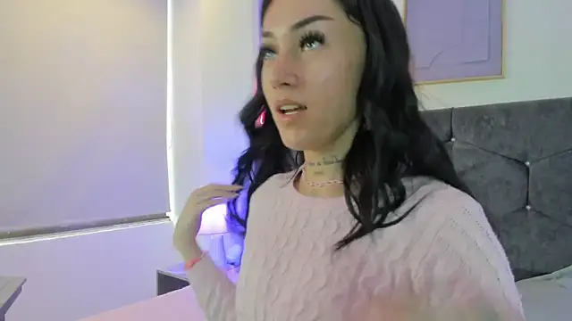 Megan Morphy online show from April 9, 1:39 pm