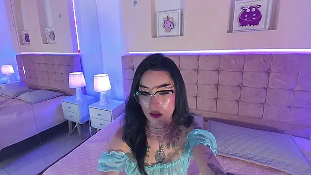 Snapshot of Megan_Morphy chatting on February 16, 4:16 pm Megan Morphy online show from February 16, 4:16 pm